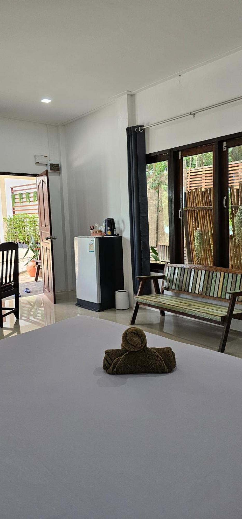 Viking Holiday Resort Koh Samet Exterior photo